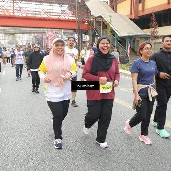 Runner Photo 4665896