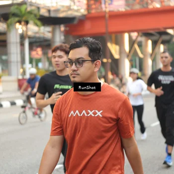 Runner Photo 4665908