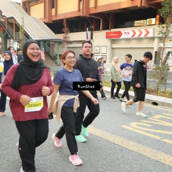 Runner Photo 4665988