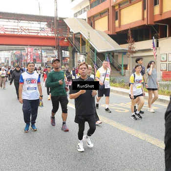 Runner Photo 4666168