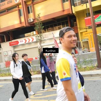 Runner Photo 4666189