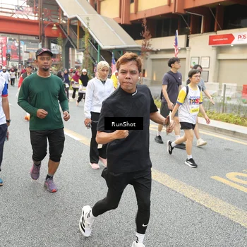 Runner Photo 4666222