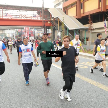 Runner Photo 4666251