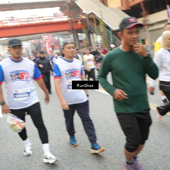 Runner Photo 4666313