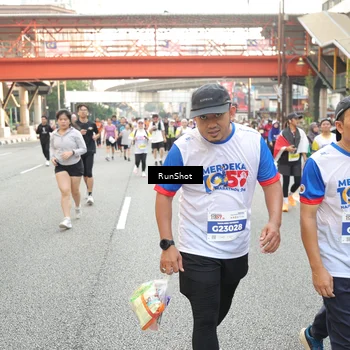 Runner Photo 4666354