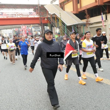 Runner Photo 4666596