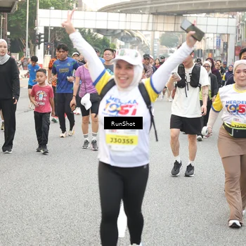 Runner Photo 4666624