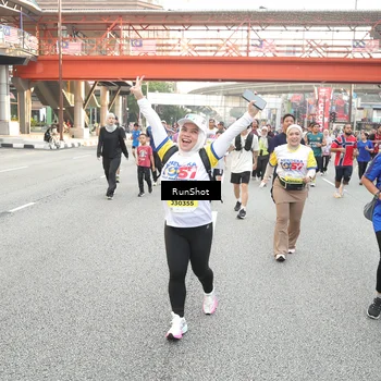 Runner Photo 4666709