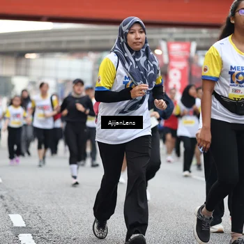 Runner Photo 4666715