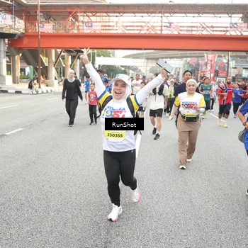Runner Photo 4666717