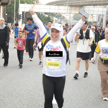 Runner Photo 4666753