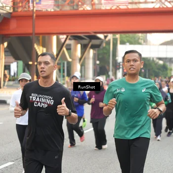 Runner Photo 4666773