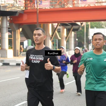 Runner Photo 4666923