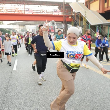 Runner Photo 4666993