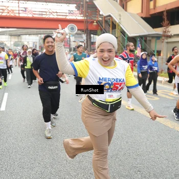 Runner Photo 4667023