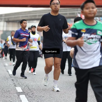 Runner Photo 4667055