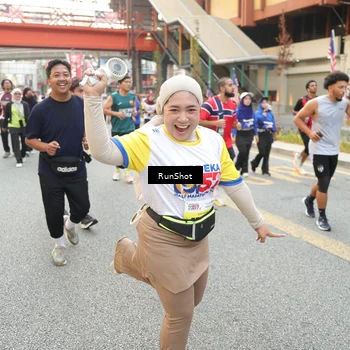 Runner Photo 4667059