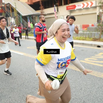 Runner Photo 4667100