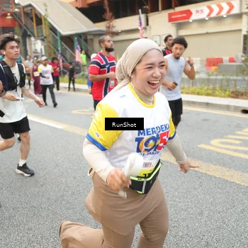 Runner Photo 4667106