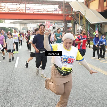 Runner Photo 4667134