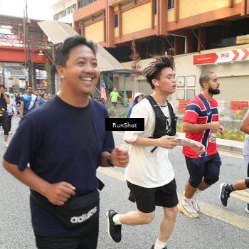 Runner Photo 4667162