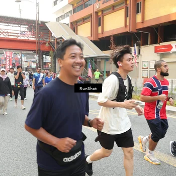 Runner Photo 4667182
