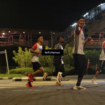 Runner Photo 4667318