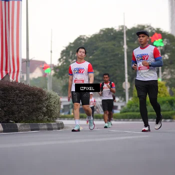 Runner Photo 4667385