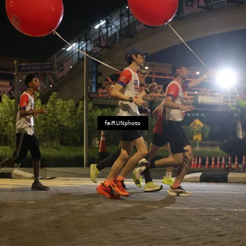 Runner Photo 4667398