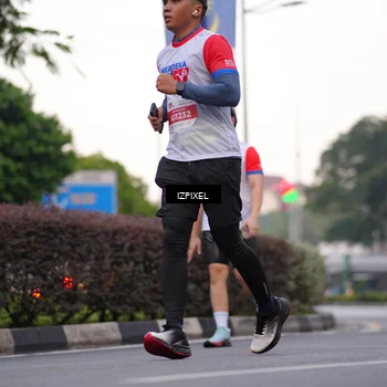 Runner Photo 4667402