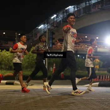 Runner Photo 4667409