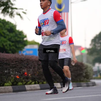 Runner Photo 4667422