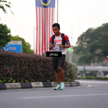 Runner Photo 4667460