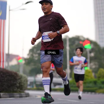 Runner Photo 4667473