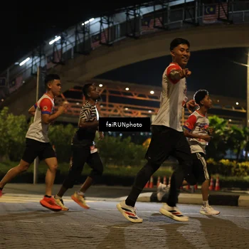 Runner Photo 4667495
