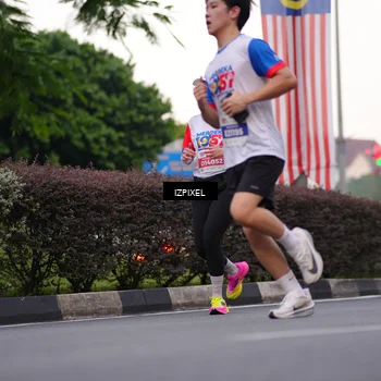 Runner Photo 4667497