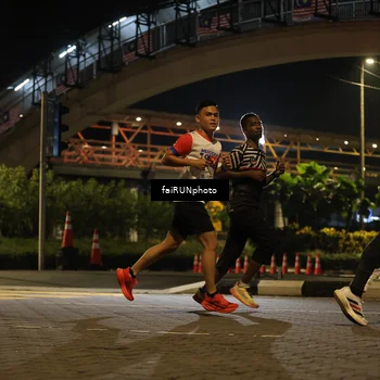Runner Photo 4667521