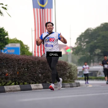 Runner Photo 4667548
