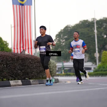 Runner Photo 4667590