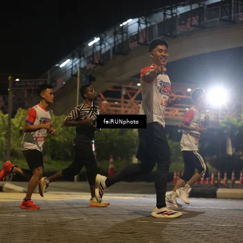 Runner Photo 4667599
