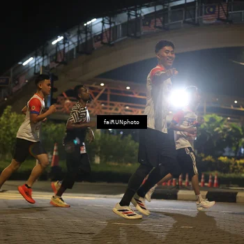 Runner Photo 4667617