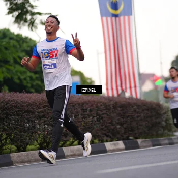 Runner Photo 4667635