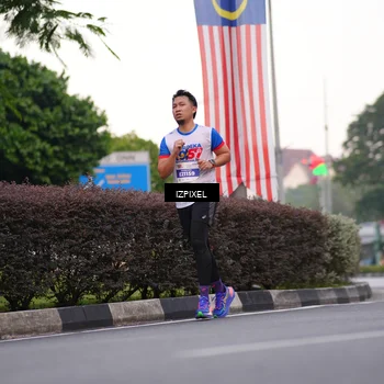 Runner Photo 4667646