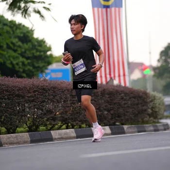 Runner Photo 4667846