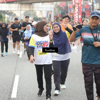 Runner Photo 4667890