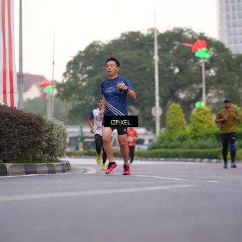 Runner Photo 4667894
