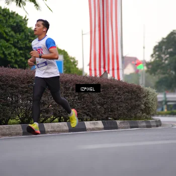 Runner Photo 4667973