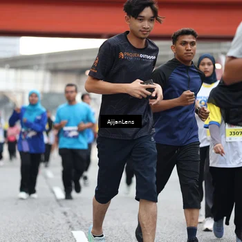 Runner Photo 4668040