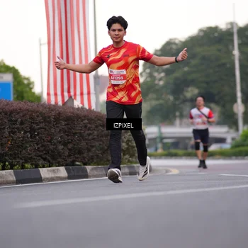 Runner Photo 4668069
