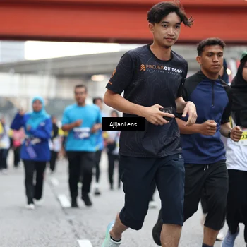 Runner Photo 4668075